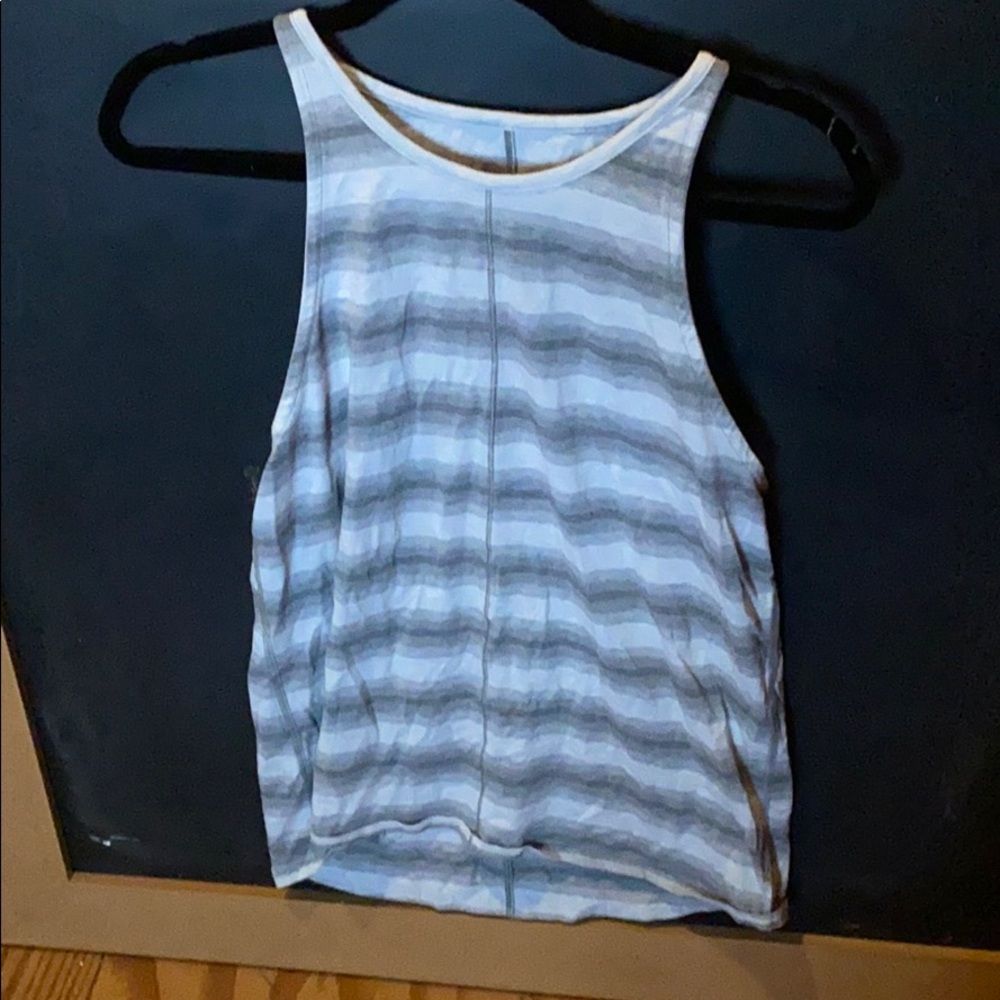 Lululemon tank